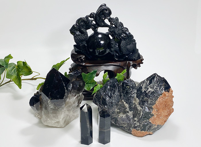 黒水晶 | 天然石・パワーストーンの卸専門店【創業40年のヘルムス